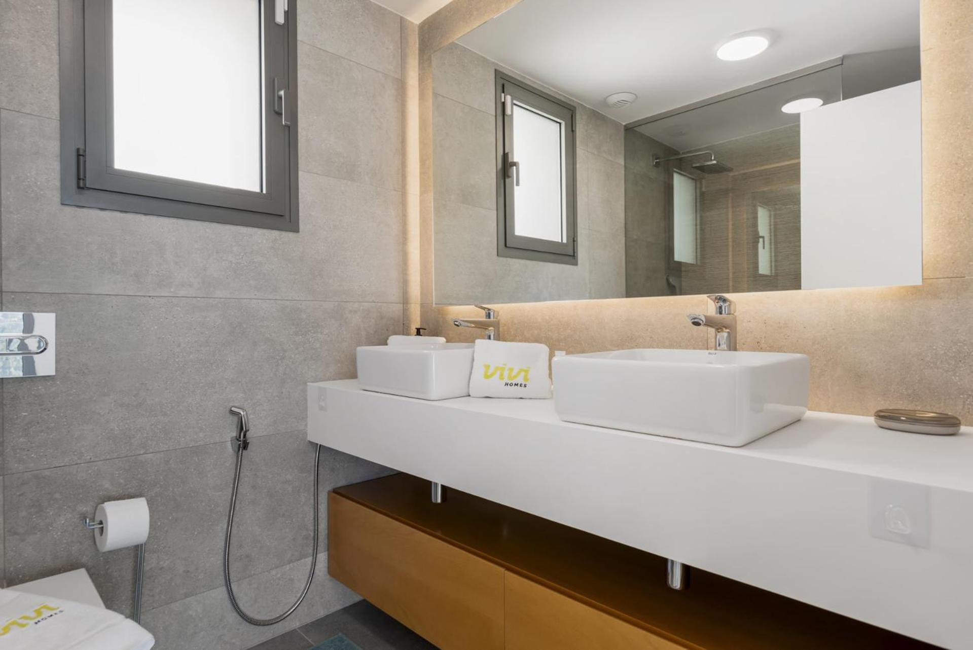 Vivi Homes - Elies House Pool, Gym, Spa & Sea View El Faro Kültér fotó